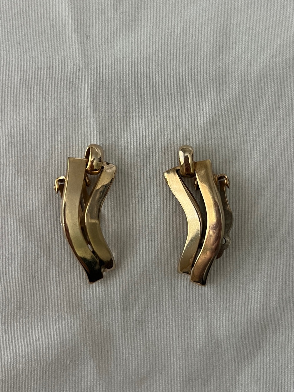 SPERRY MARKED Gold-Tone Wave Clip-On Earrings